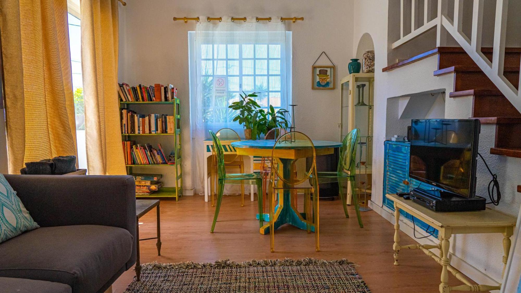 Bed and Breakfast Mr Ziggy'S Surfhouse Costa da Caparica Exterior foto
