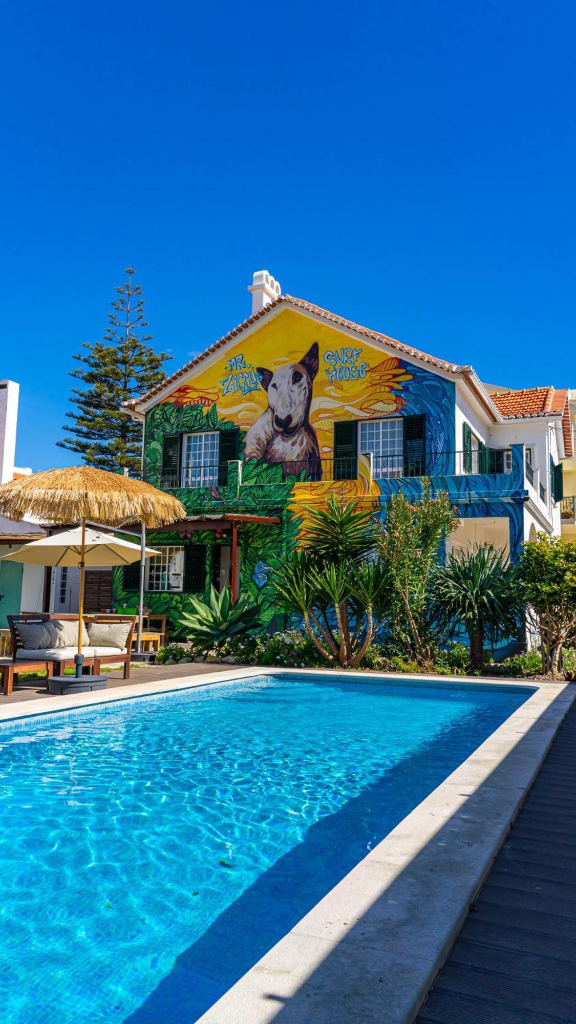 Bed and Breakfast Mr Ziggy'S Surfhouse Costa da Caparica Exterior foto